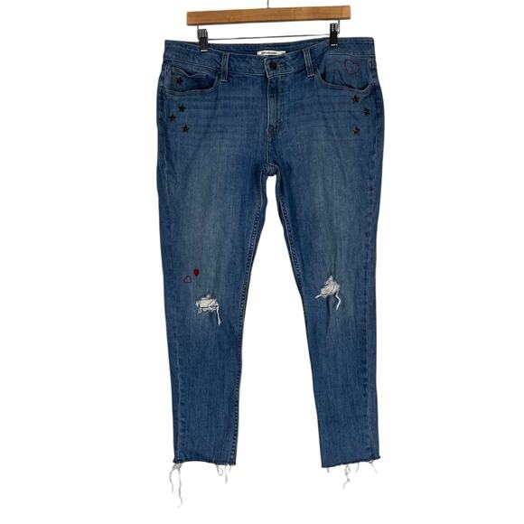 Levi’s 535 Skinny Jeans Womens 33 Medium Wash Star Studded Raw Hem Indie Sleaze - Picture 1 of 7